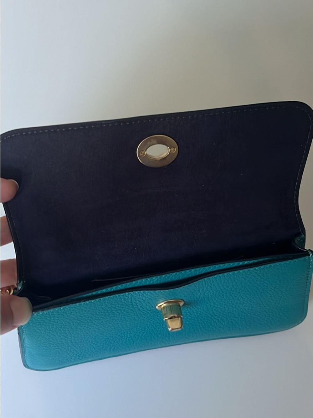Coach Teal Pebbled Leather Turnlock Wristlet - Picture 3 of 4